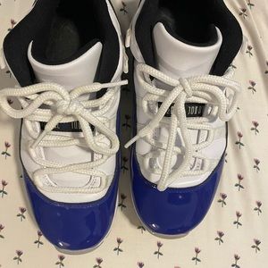 Jordan 11 lows Concord sketch